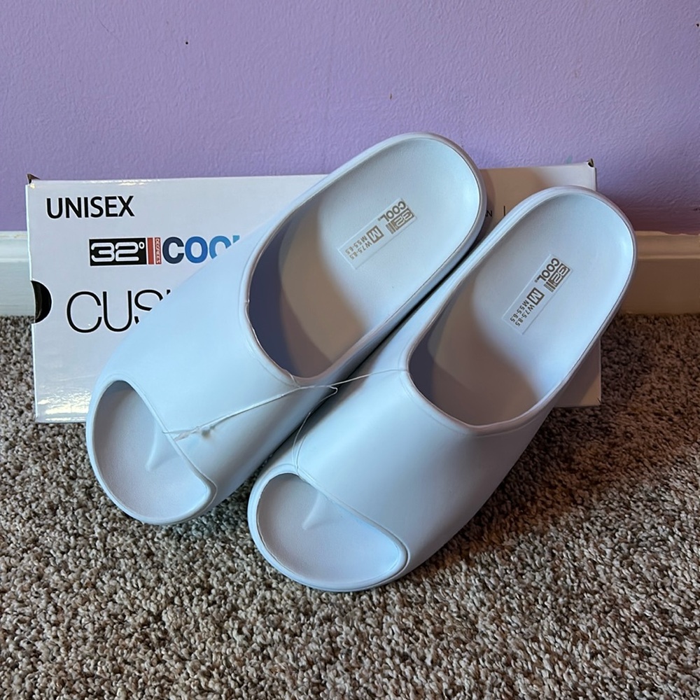 32 degree cushion slide